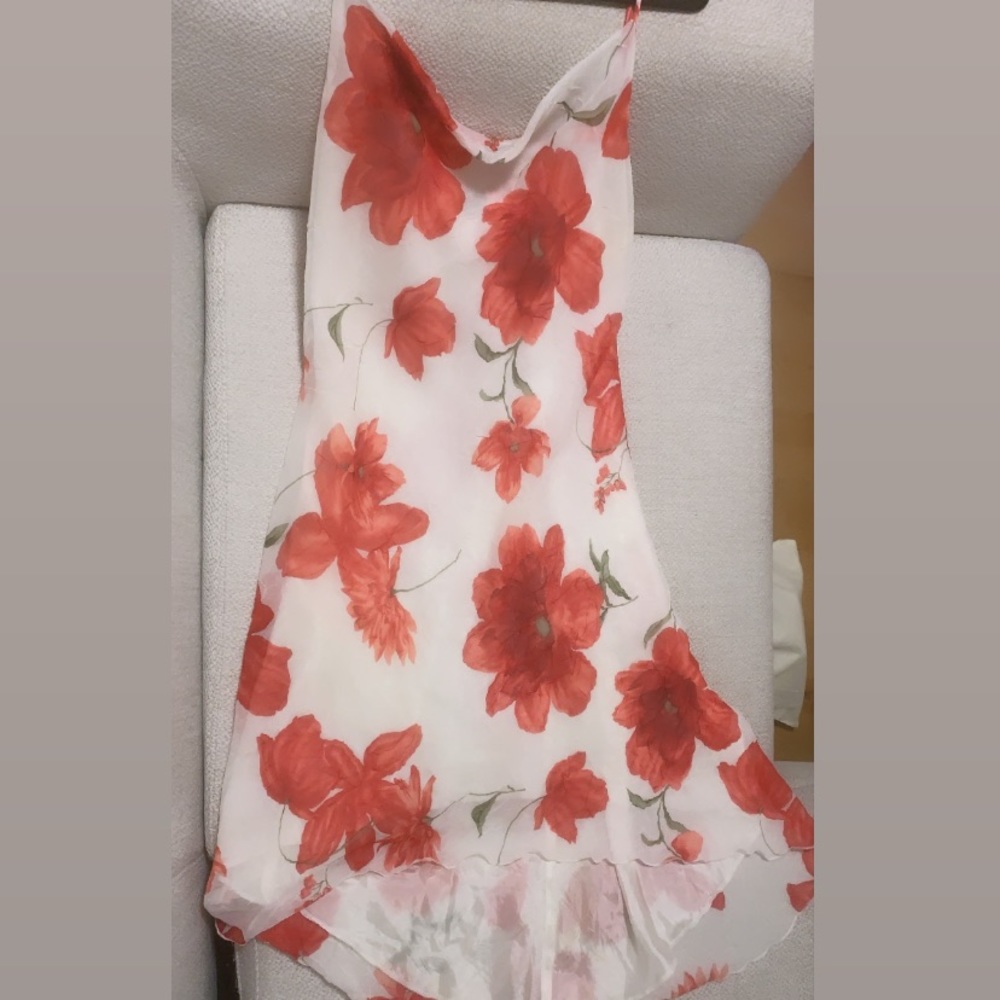 Cowl neck floral slip dress 🌺✨